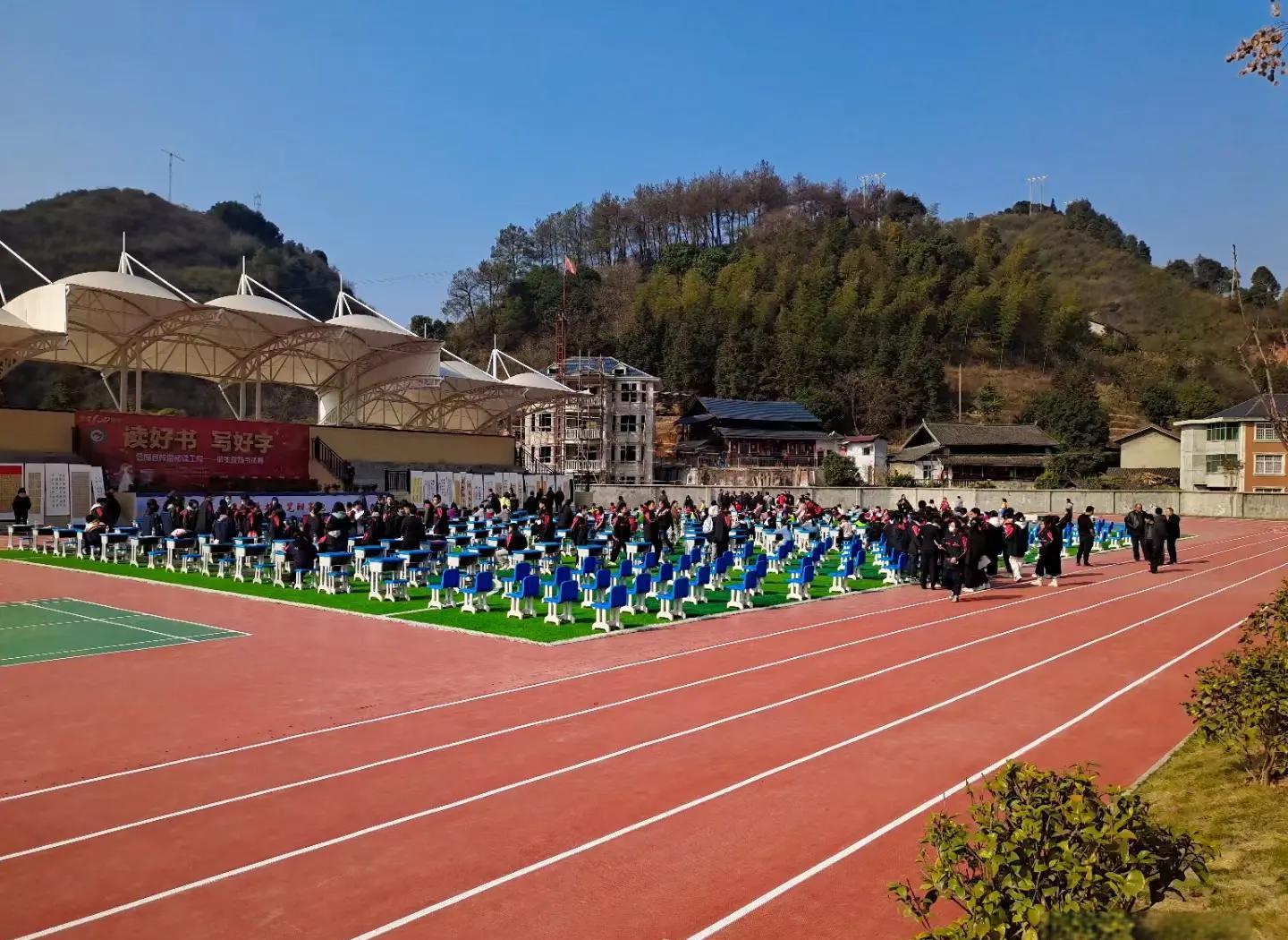 济宁市硅PU人造草坪 - 方案